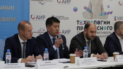 Екатеринбургте Қазақстандағы заманауи реформалардың негізгі бағыттары талқыланды