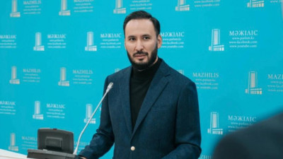 "Саяси астары жоқ". Қожаназаров әріптесі Берденовке жасалған шабуыл туралы ойын айтты