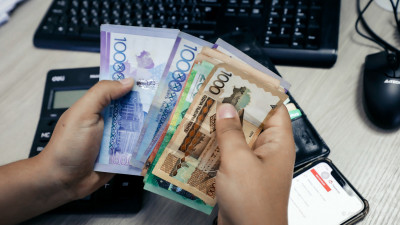 Ақша жинауды мектепке жаба салуға болмайды – министр