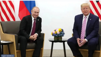 Трамп пен Путин телефон арқылы сөйлесті