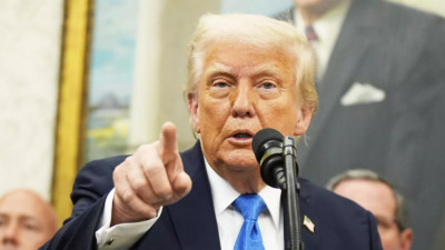 Трамп Зеленскийдің Ресейге қарсы санкциялар туралы үндеуіне жауап берді
